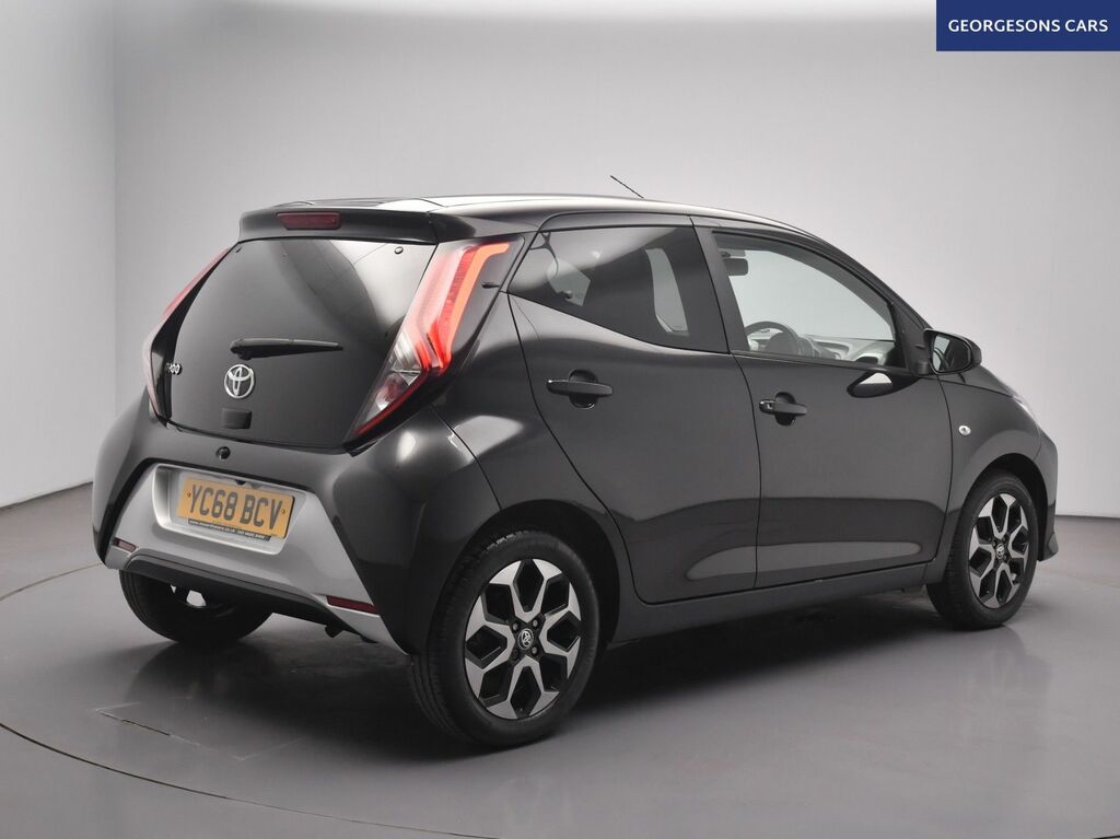 Toyota Aygo Vvt-i X-plore Hatchback YC68BCV Black #6