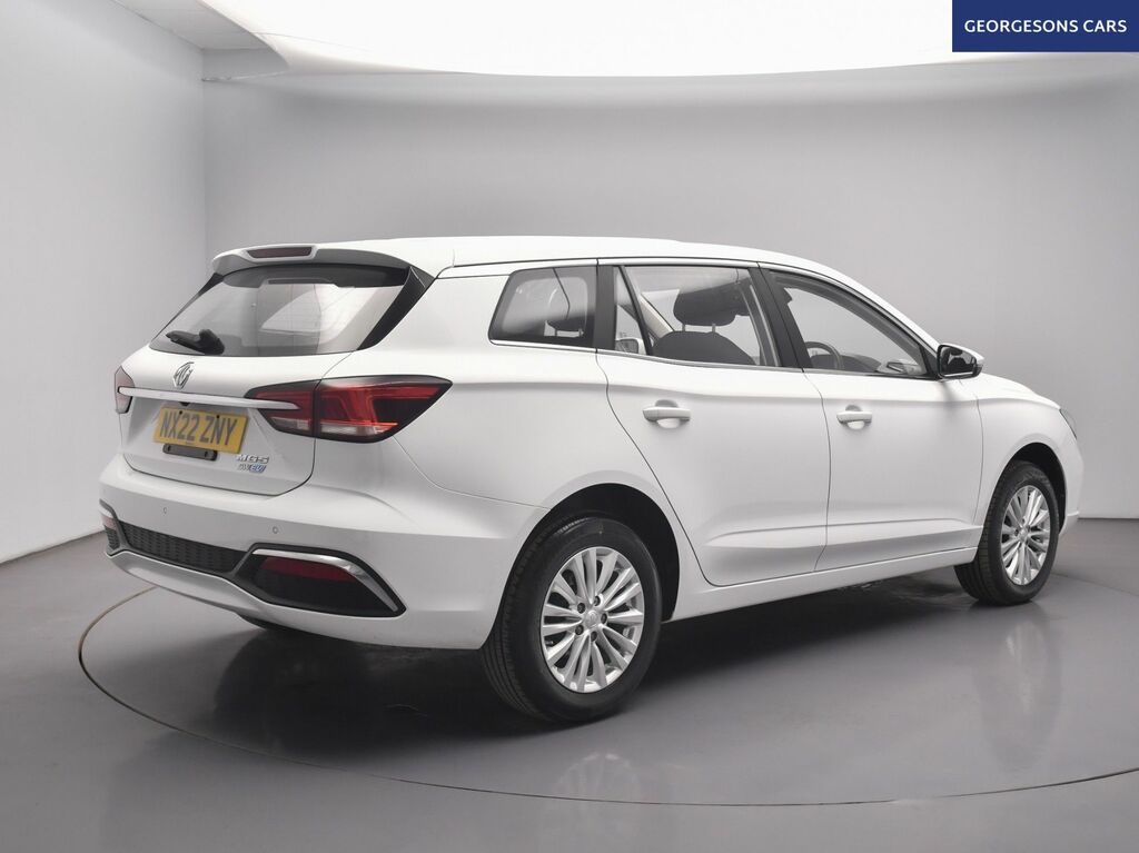 MG 1100 Excite Long Range Estate White #6