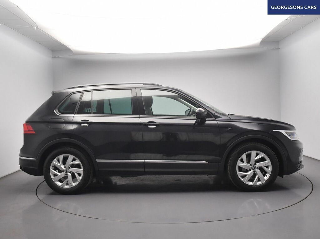 Volkswagen Tiguan Tdi Life Suv GM21YCE Black #5