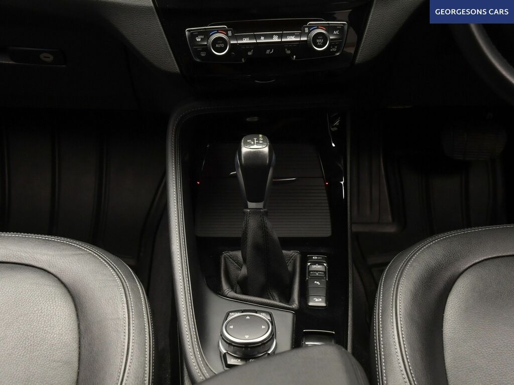 BMW X1 2.0 20I Sport Suv Xdrive White #18