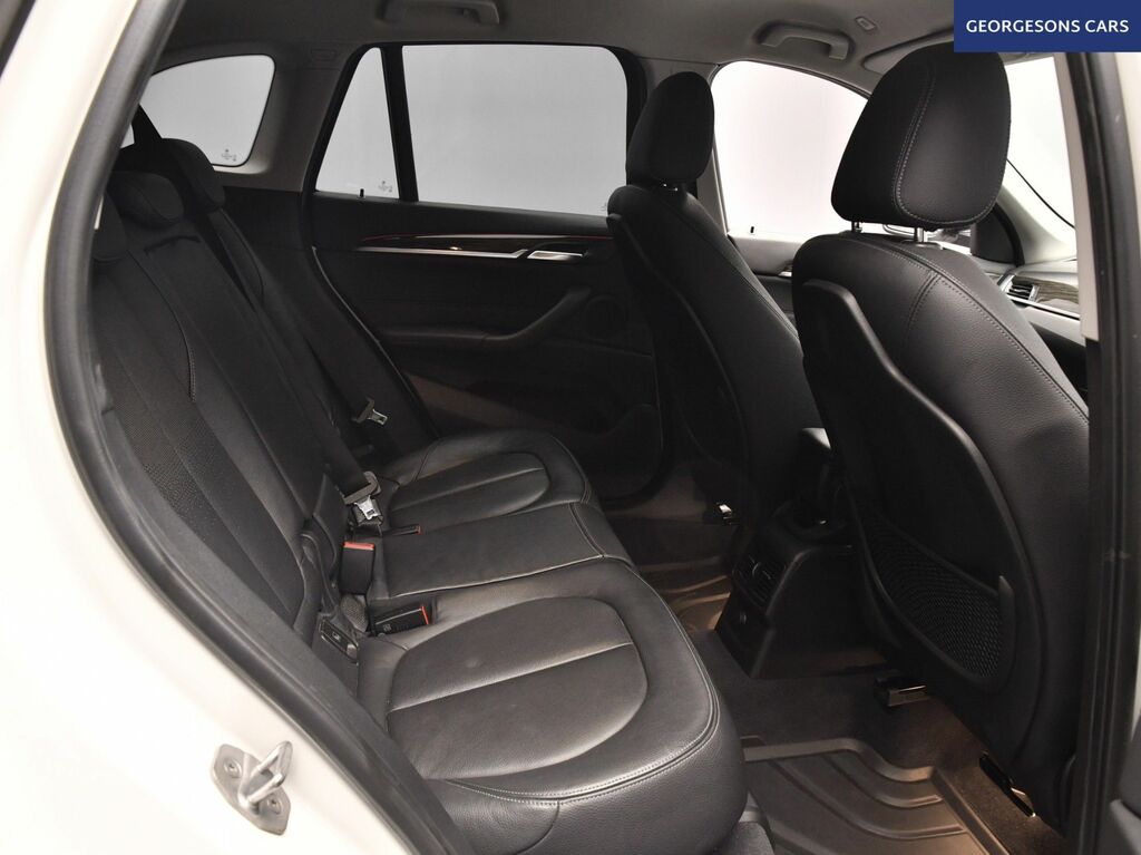 BMW X1 2.0 20I Sport Suv Xdrive White #15