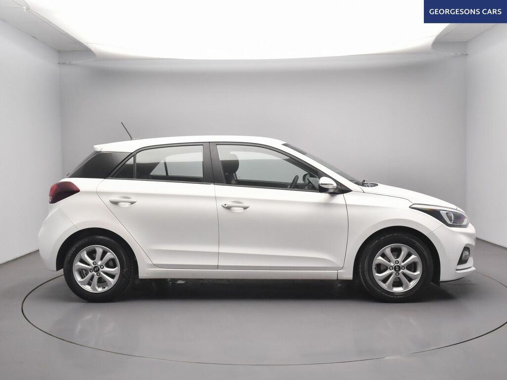 Hyundai I20 Se Launch Edition Hatchback White #2