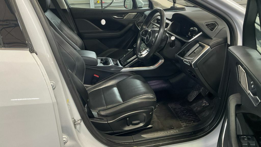 Jaguar I-Pace 90Kwh Se Suv White #6
