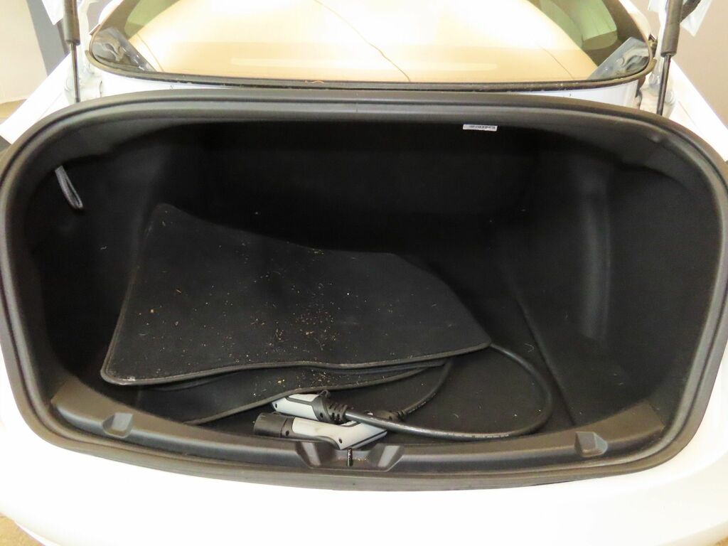 Tesla Model 3 Dual Motor Long Range Saloon 4 Black #8