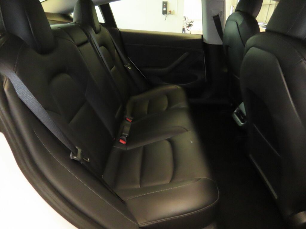 Tesla Model 3 Dual Motor Long Range Saloon 4 Black #9