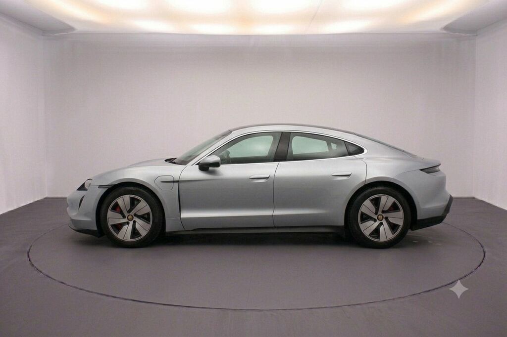 Porsche Taycan 79.2Kwh 4S Saloon Silver #3