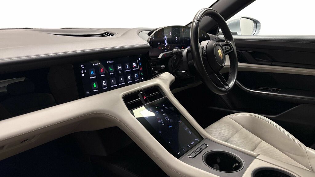 Porsche Taycan 79.2Kwh 4S Saloon Silver #6