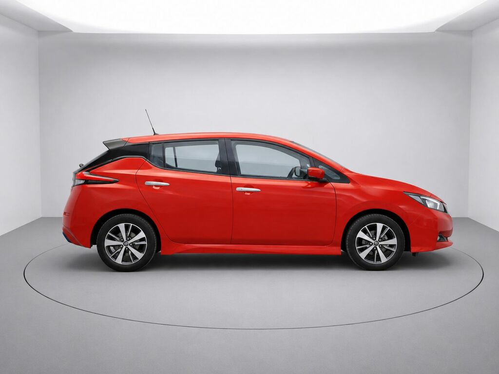 Nissan Leaf Acenta Hatchback Red #5