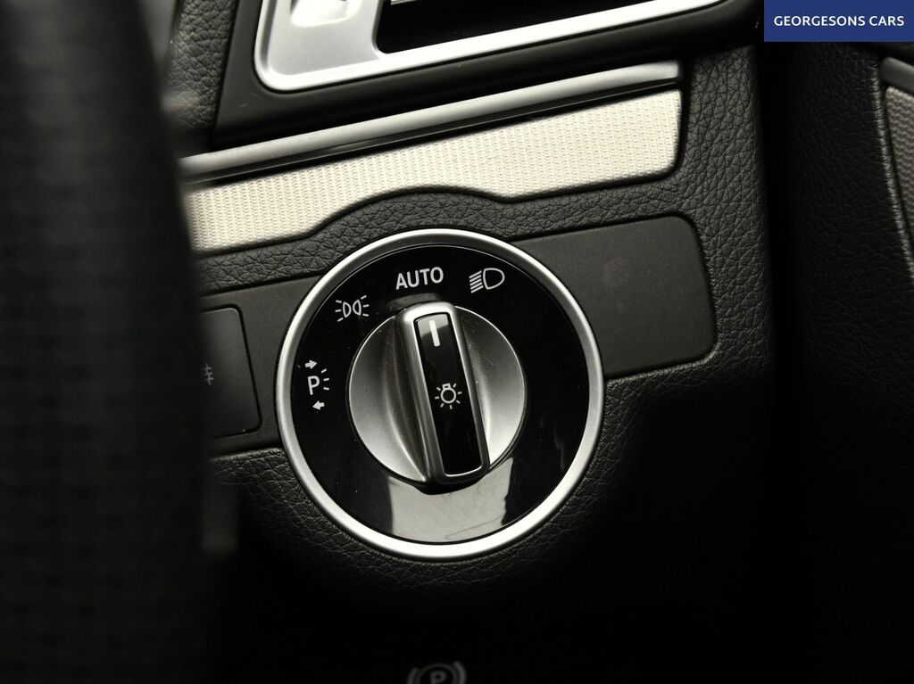 Mercedes-Benz E Class Bluetec Amg Sport Black #33