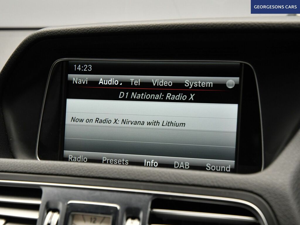 Mercedes-Benz E Class Bluetec Amg Sport Black #25