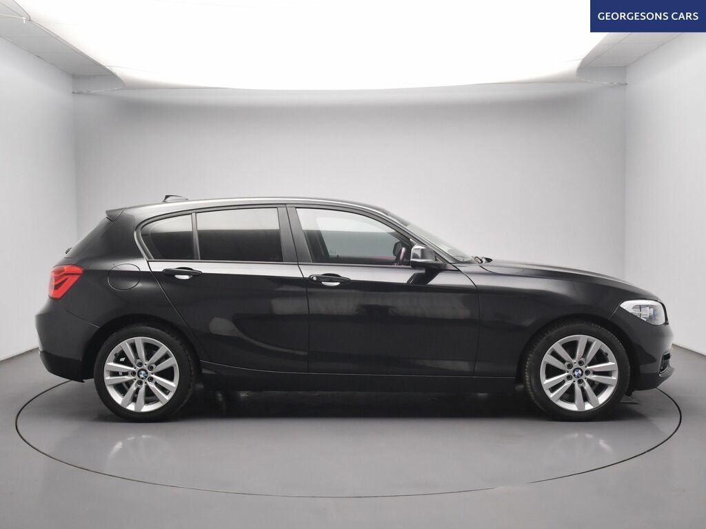 BMW 1 Series 116D Sport Hatchback Black #5