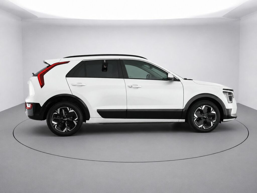 Kia Niro 3 Suv White