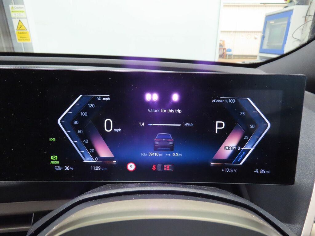 BMW iX I20 Xdrive40 M Sport Black #11