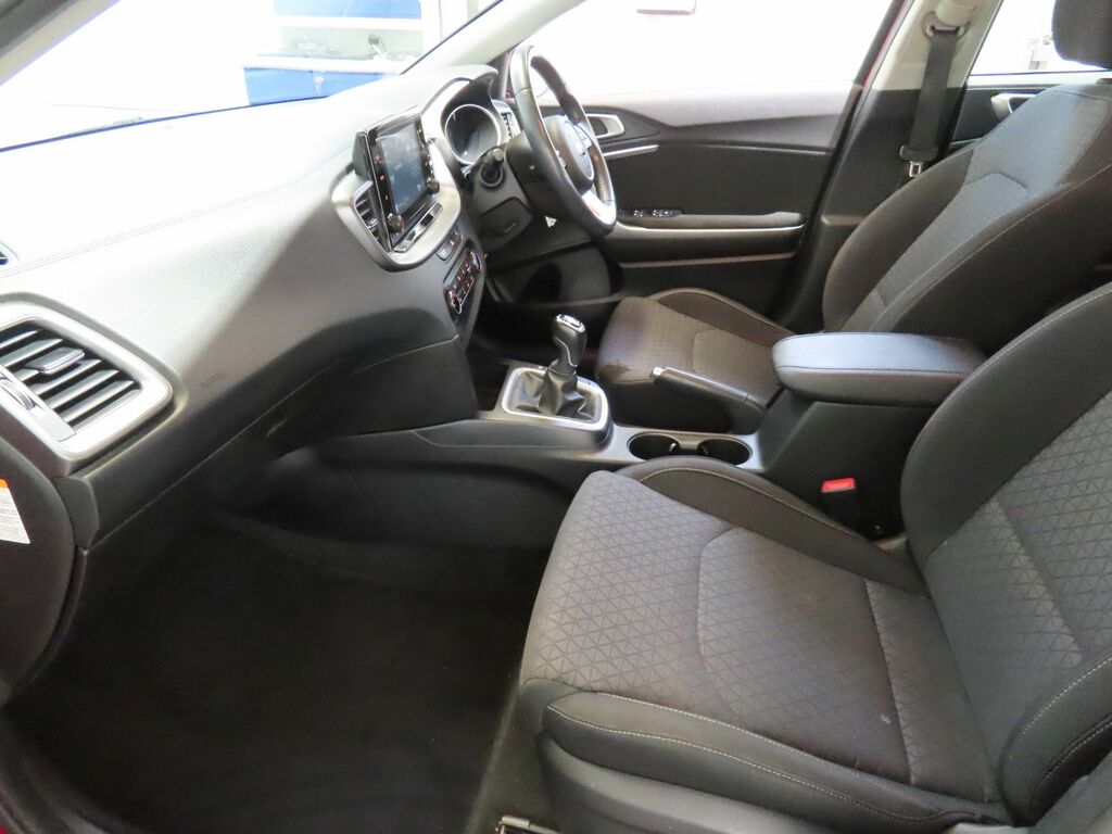 Kia Ceed 1.5 T Gdi Gt Line Hatchback Orange #9