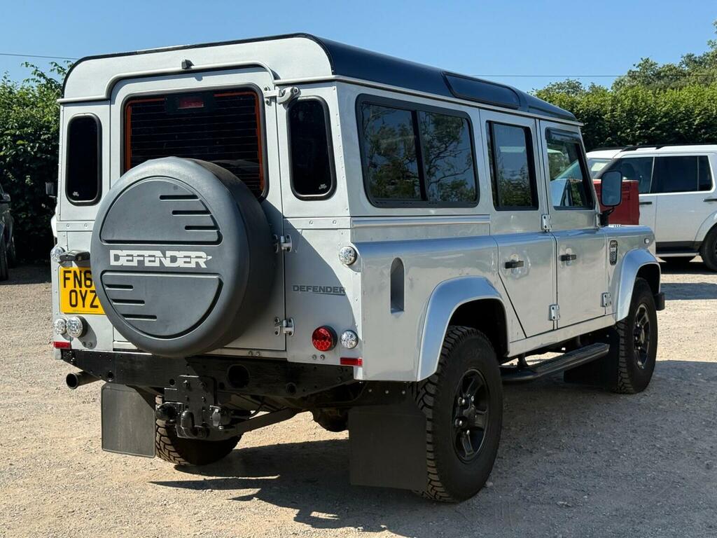 Land Rover Defender 110 110 2.4 Tdci Xs Station Wagon 4Wd Mwb Euro 4 Silver #12