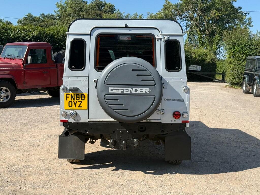 Land Rover Defender 110 110 2.4 Tdci Xs Station Wagon 4Wd Mwb Euro 4 Silver #11