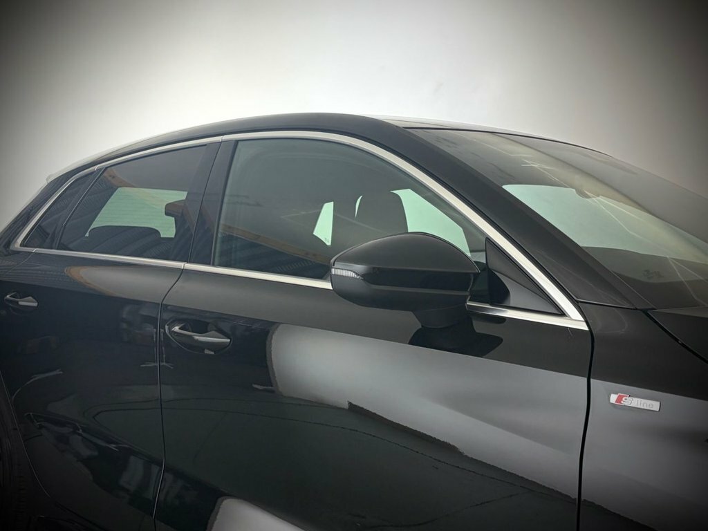 Audi A3 1L S Line MW72RNX Black #6