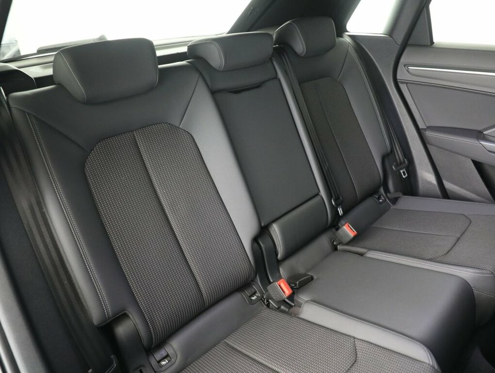 Audi Q3 Audi Estate 35 Tfsi S Line S Tronic Blue #33