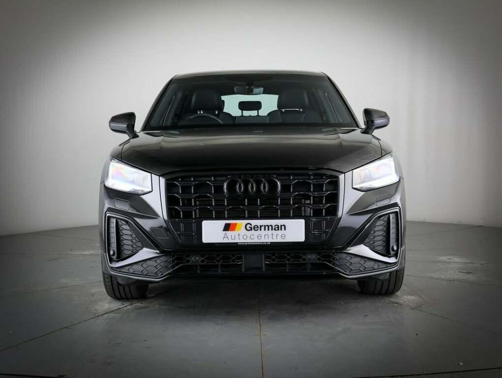 Audi Q2 1.5L S Line Black #4