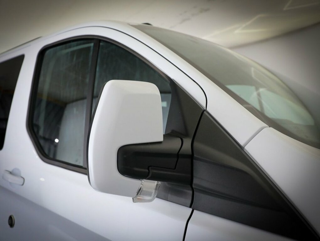 Ford Transit Custom 2L Limited WP72FXD White #5