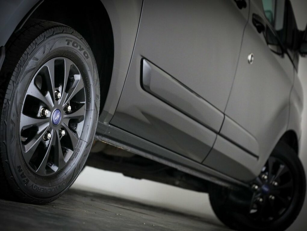 Ford Transit Custom 2L Limited WN23HFE Black #6