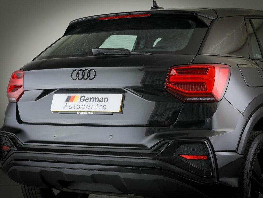 Audi Q2 1.5L S Line Black #5