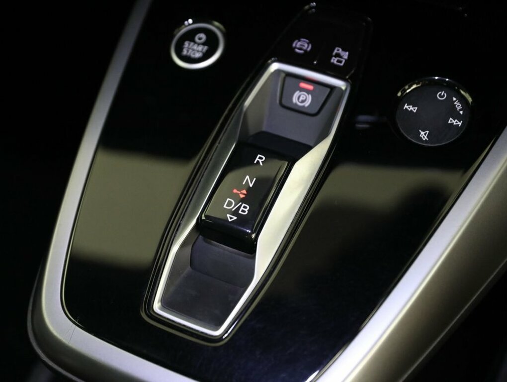 Audi Q4 E Tron Q4 E-tron Black Edition 40 Purple #21
