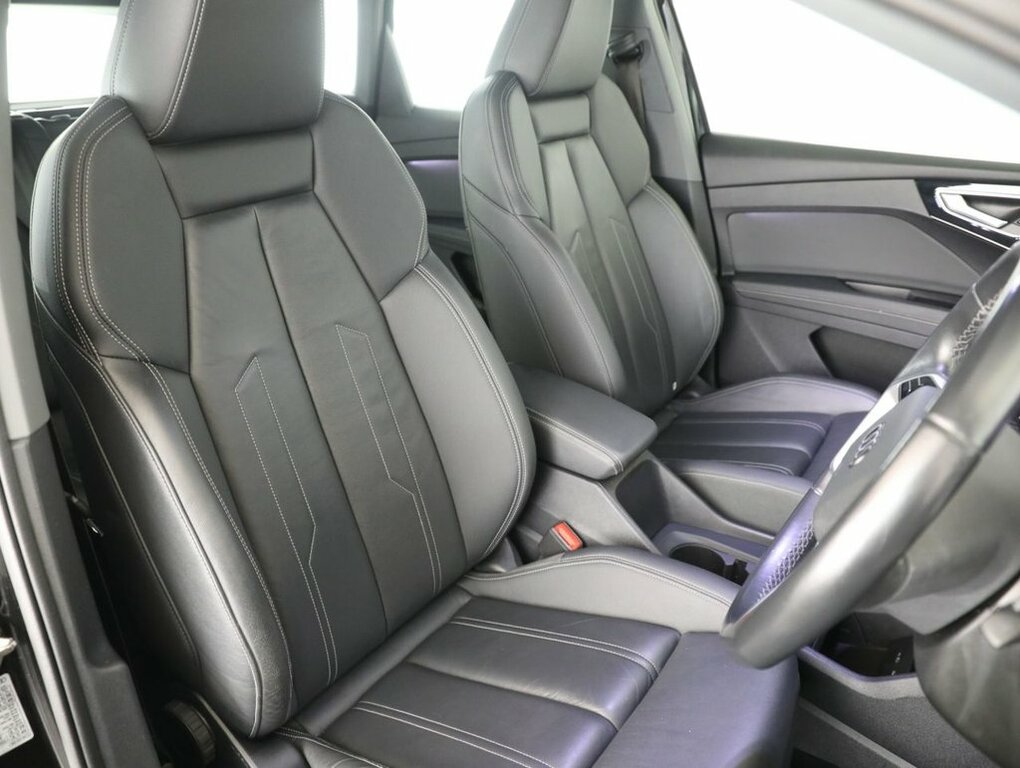 Audi Q4 E Tron Q4 E-tron Black Edition 40 Purple #18