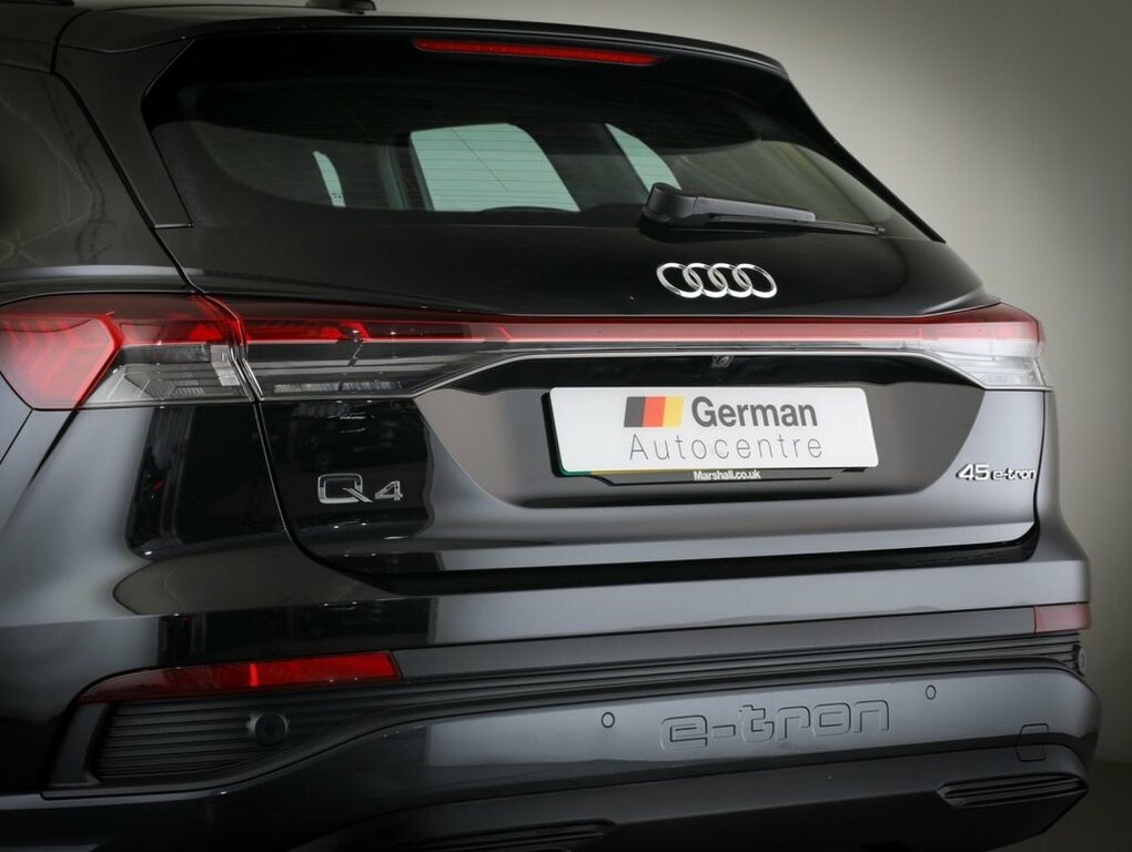 Audi Q4 E Tron Q4 E-tron Black Edition 40 Purple #13
