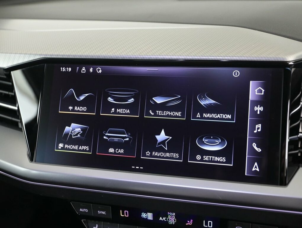 Audi Q4 E Tron Q4 E-tron Black Edition 40 Purple #35