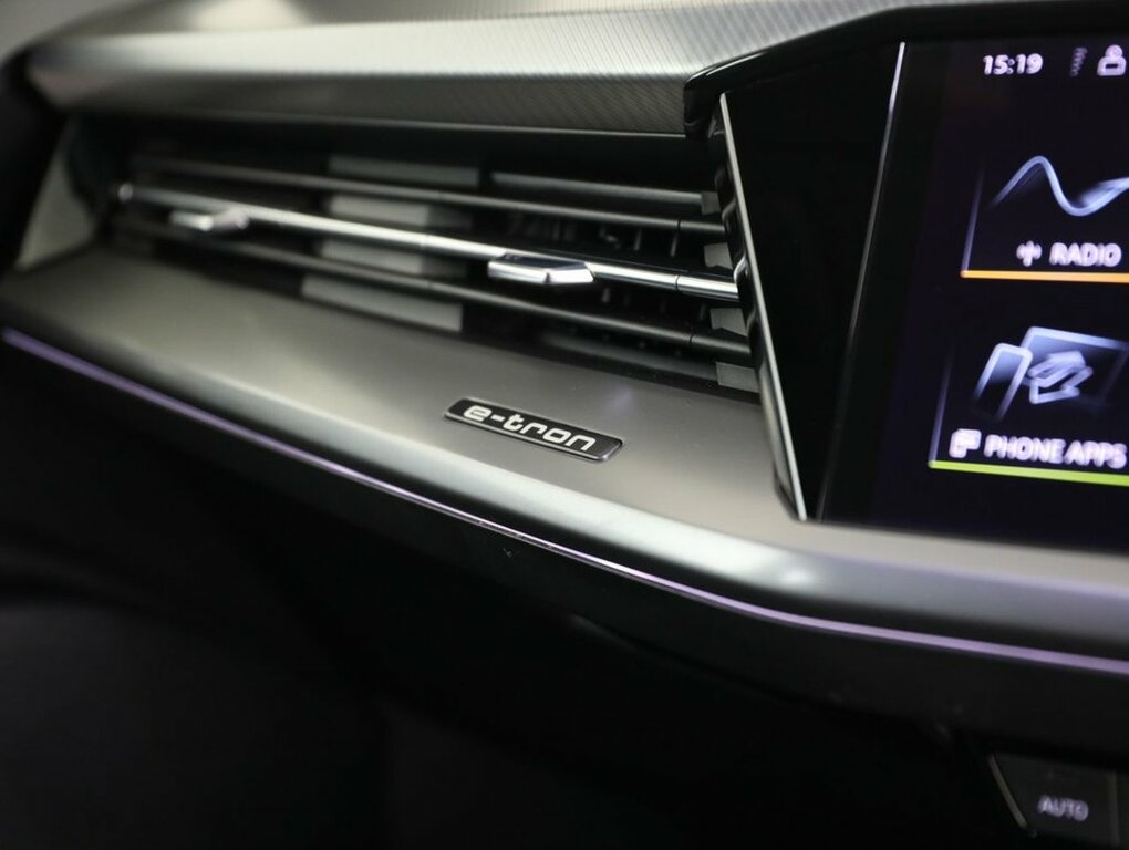 Audi Q4 E Tron Q4 E-tron Black Edition 40 Purple #36