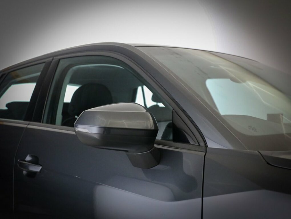 Audi Q2 1.5L Sport Grey #6