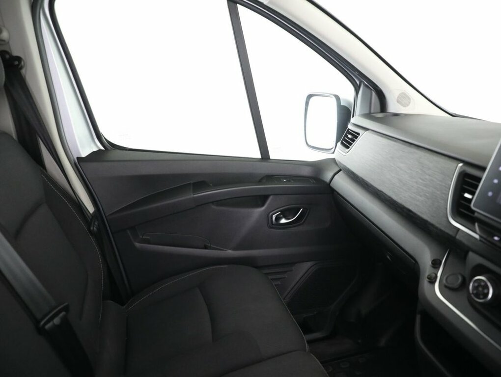 Renault Trafic 2L Business White #20