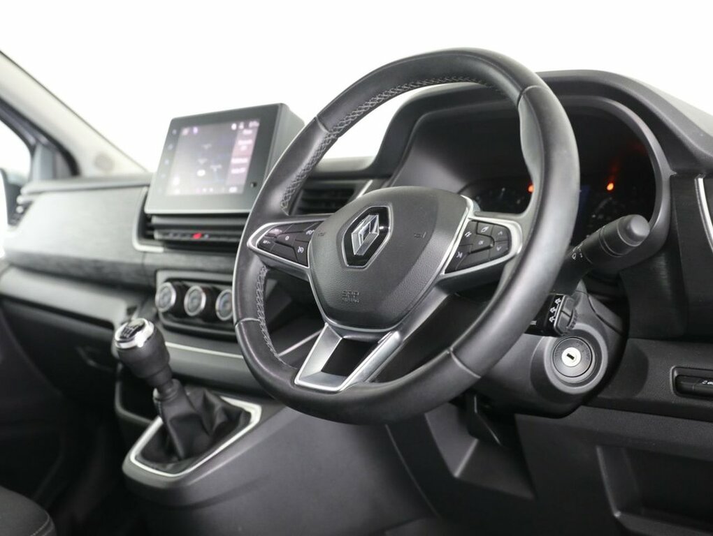 Renault Trafic 2L Business White #22