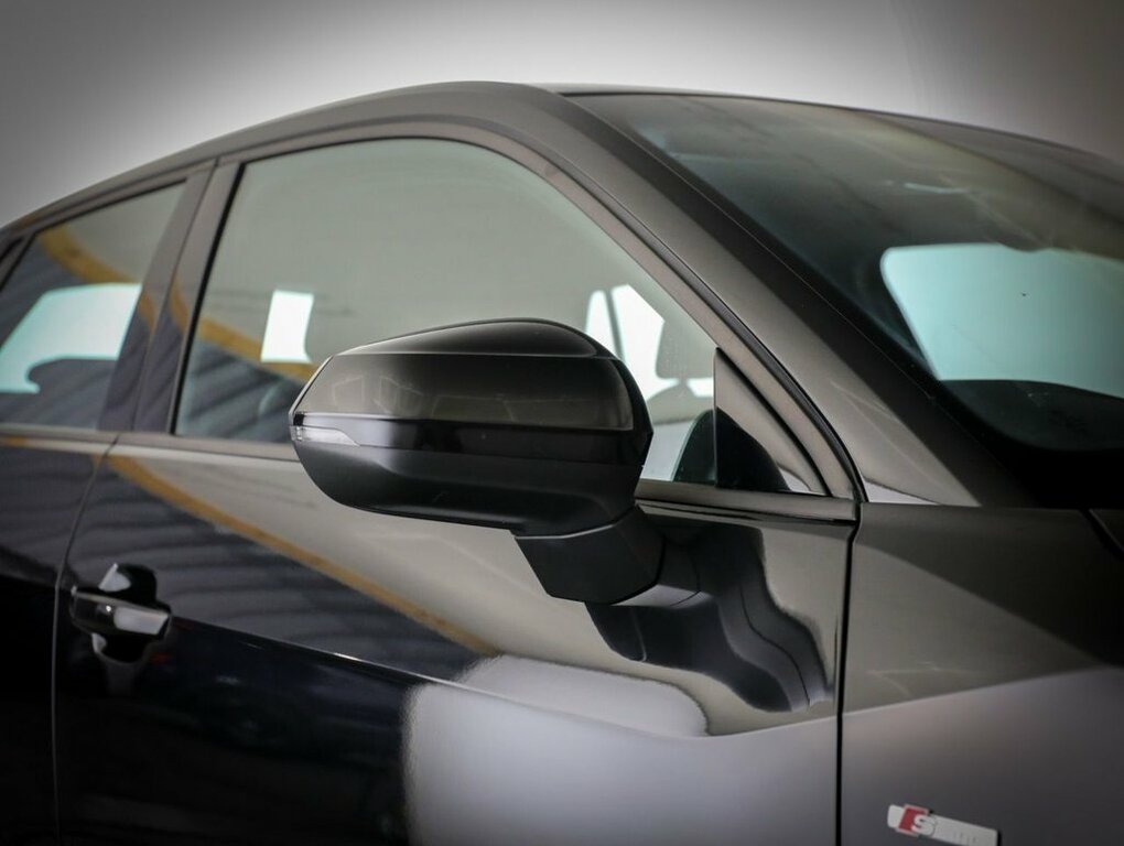 Audi Q2 1.5L S Line Black #6