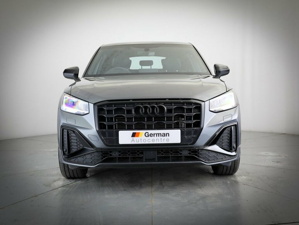 Audi Q2 1.5L S Line Grey #4