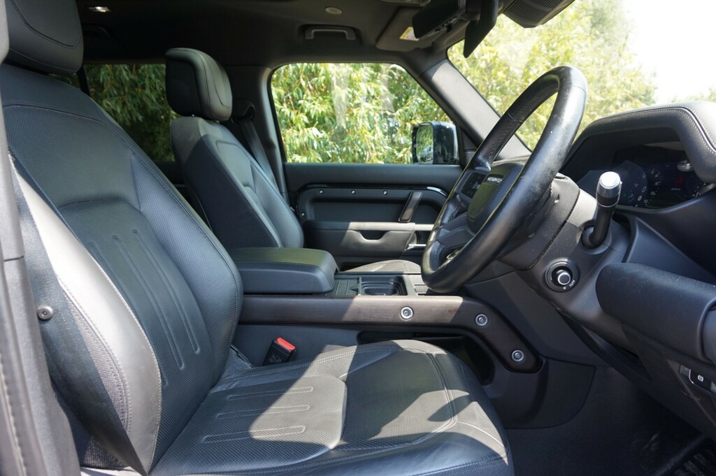 Land Rover Defender Land Rover Estate 2.0 D240 S 110 Silver #32