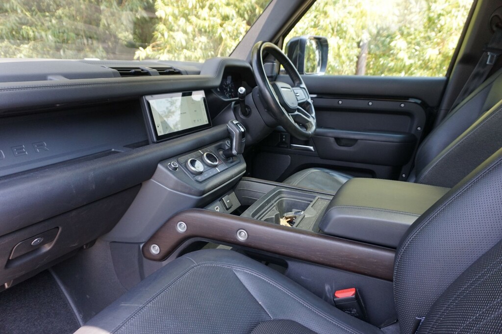 Land Rover Defender Land Rover Estate 2.0 D240 S 110 Silver #8