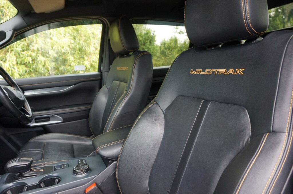 Ford Ranger Estate Black #6