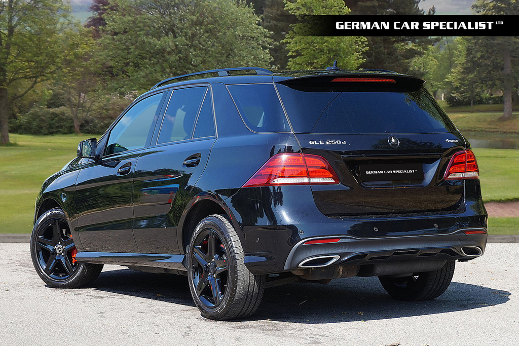 Mercedes-Benz 250 Estate Black #2