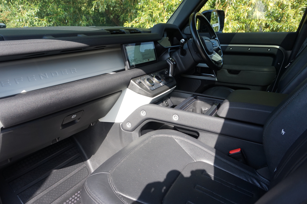 Land Rover Defender S Red #20