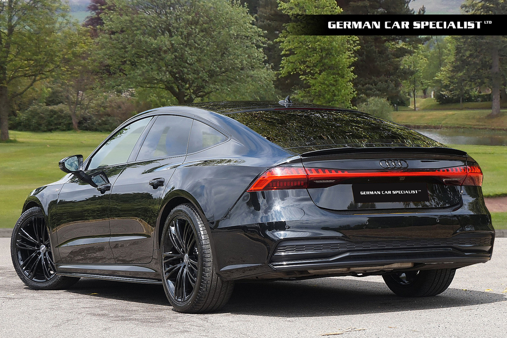 Audi A7 Hatchback Black #2