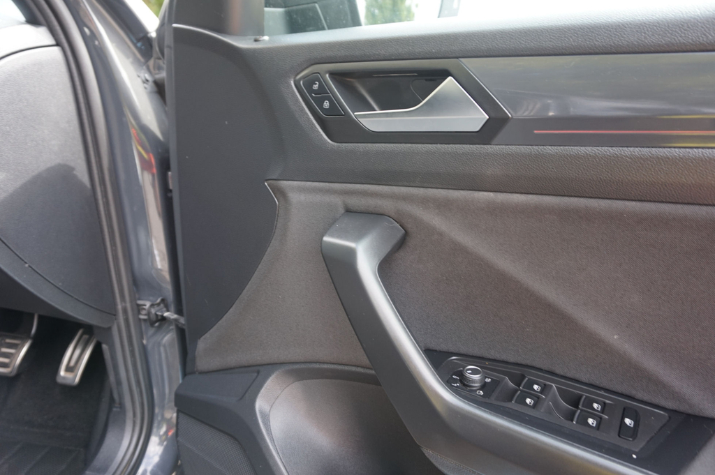 Volkswagen T-Roc S Grey #20