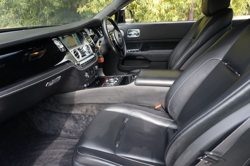 Rolls-Royce Wraith Coupe MF66GJJ Black #6