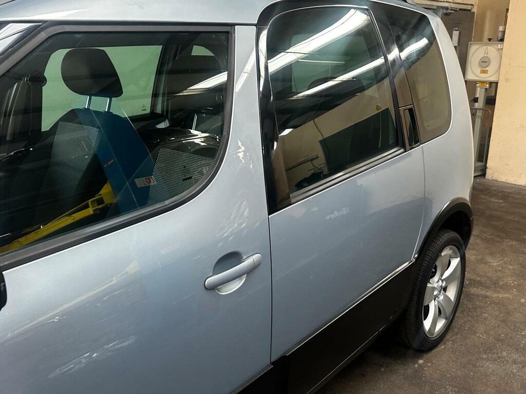 Skoda Roomster Mpv 1.2 Tsi Scout Dsg Euro 5 201010 Blue #4