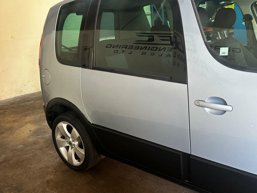 Skoda Roomster Mpv 1.2 Tsi Scout Dsg Euro 5 201010 Blue #6