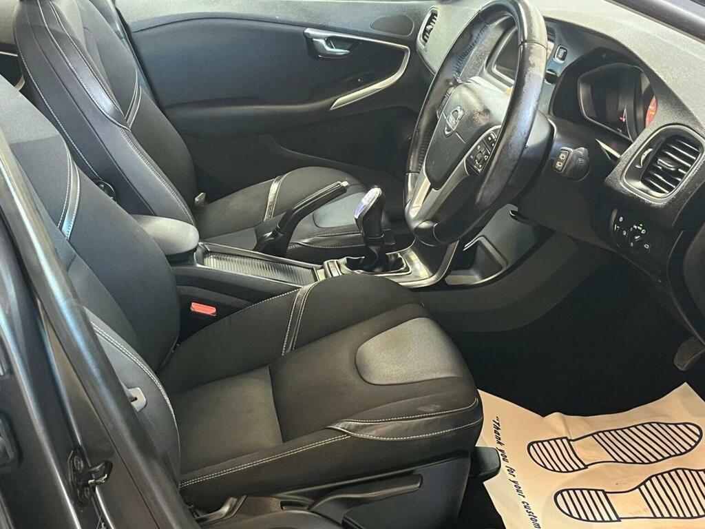 Volvo V40 1.6 T3 R-design Hatchback Euro 5 Grey #26