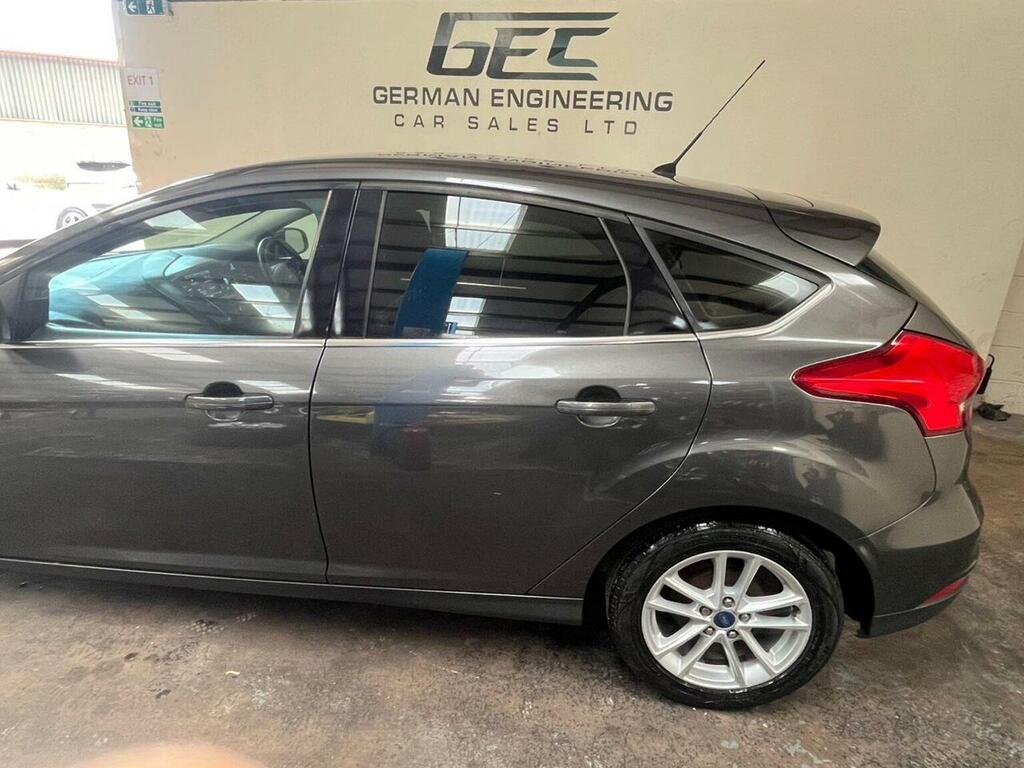 Ford Focus Hatchback 1.0T Ecoboost Zetec Euro 6 Ss 20 Grey #5