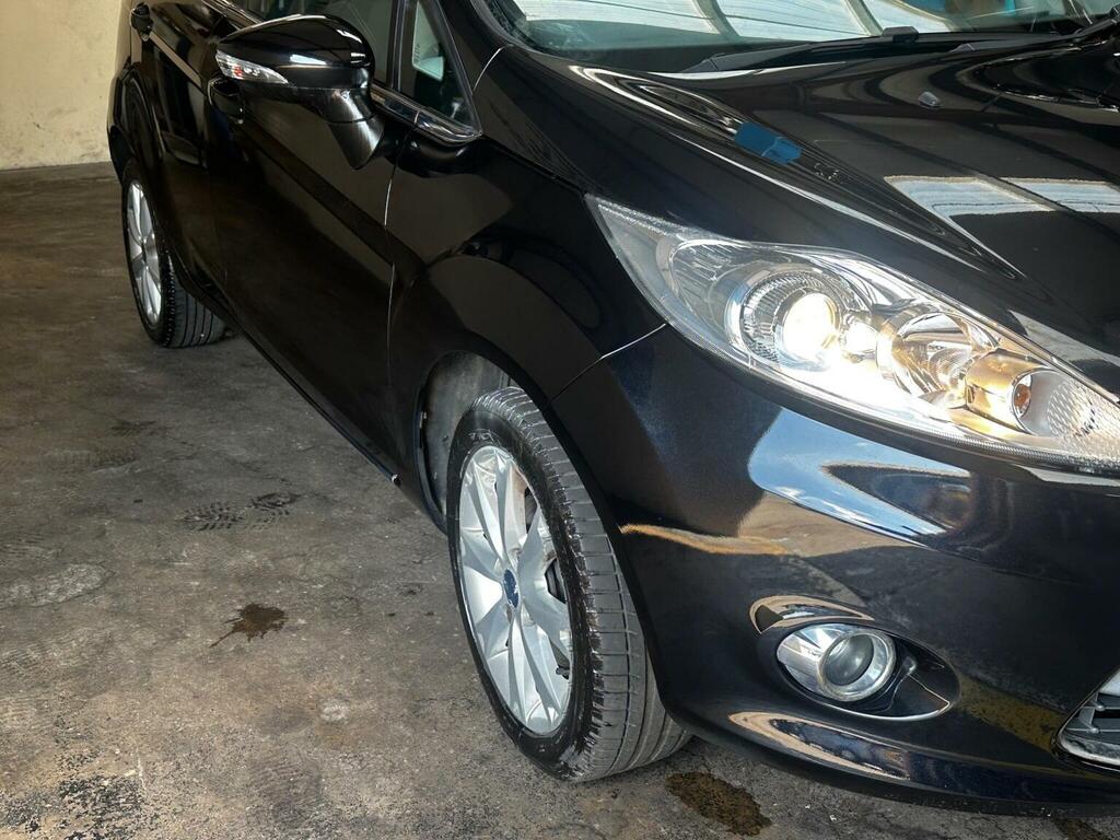 Ford Fiesta Hatchback 1.4 Zetec 200909 Black #5