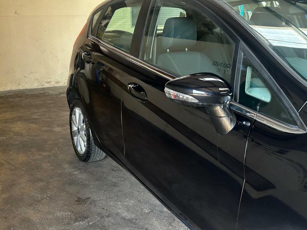 Ford Fiesta Hatchback 1.4 Zetec 200909 Black #4